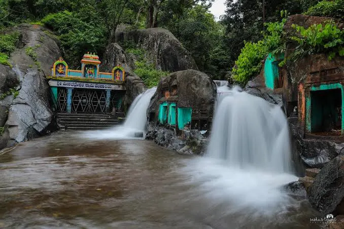 kalhatti falls - 3 kms from Rangers Camp