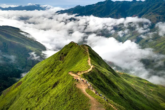 mullayanagiri peak - 56 kms from Rangers Camp